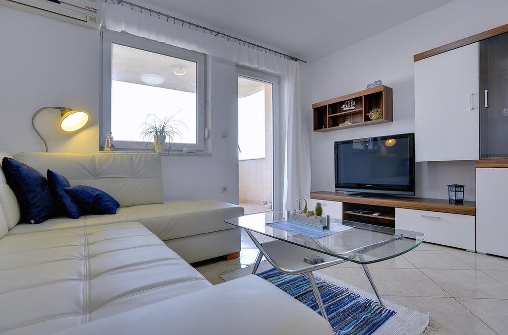 Apartment Frlan Ližnjan Extérieur photo